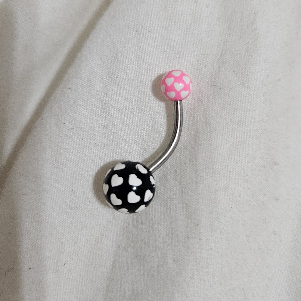 Black & pink hearts belly ring